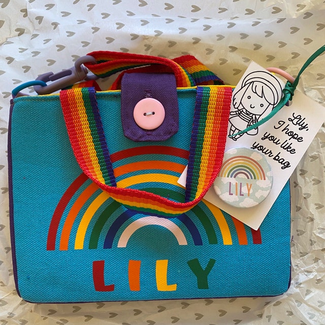 Bolso bandolera infantil con cinta arcoíris para niña