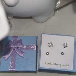 Kourtnee added a photo of their purchase