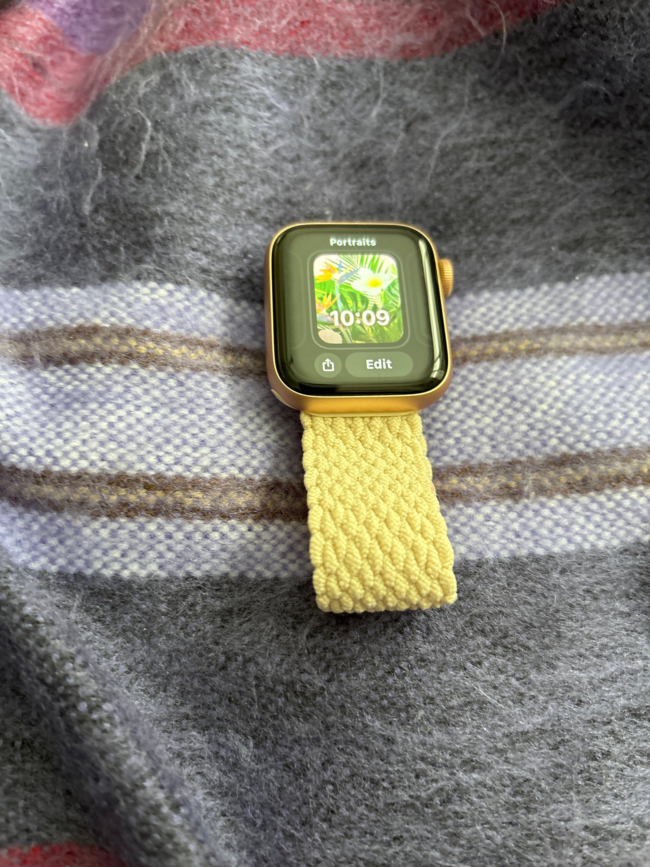 Elastic Braided Solo Loop Apple Watch Band | Series 9, 8, 7, 6, 5, 4, 3, 2, 1, ULTRA, 38MM, 40MM, 41MM, 42MM, 44MM, 45MM, 49MM | iWatch Band