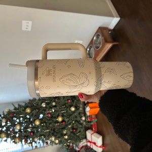 バタフライ刻印入りスタンレー クエンチャー H2.0 フローステート