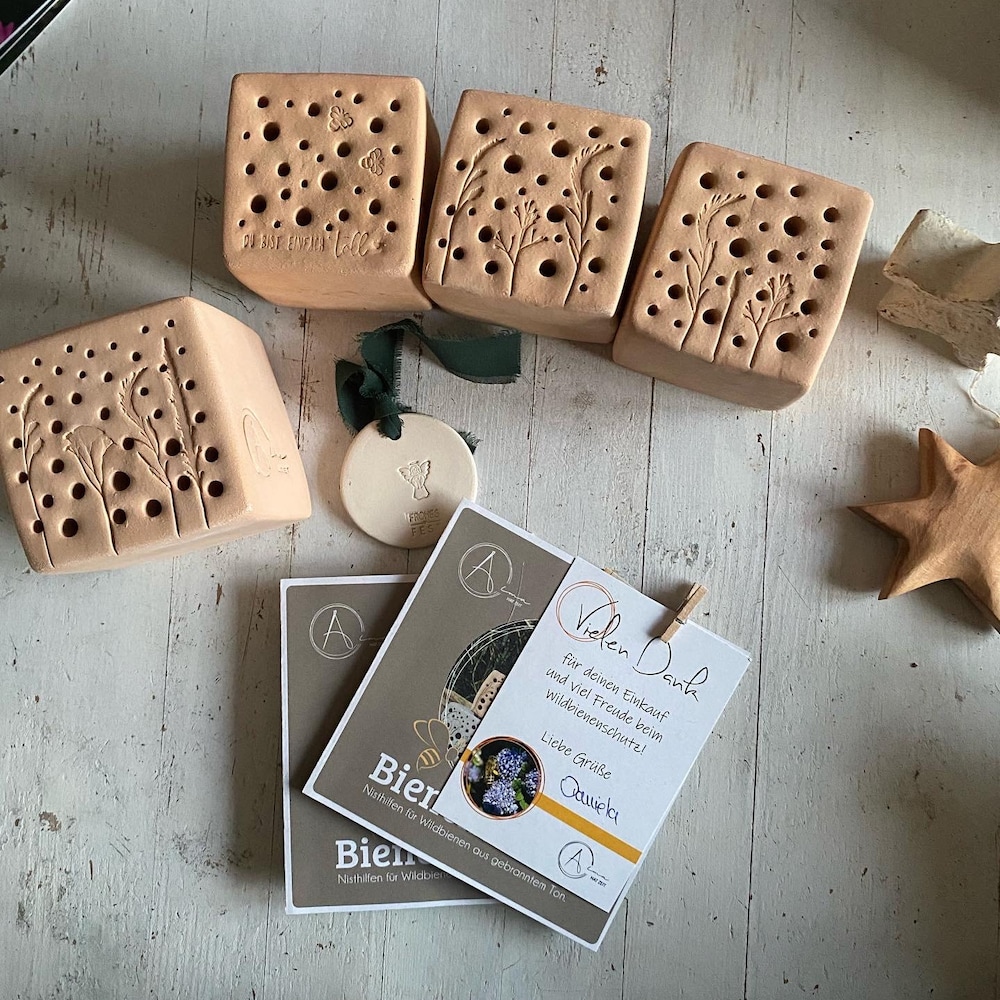 Bienenstein mittelgroß aus gebranntem Ton, Bienenhotel, Insektenhotel, Bienenstein, Wildbienenhotel