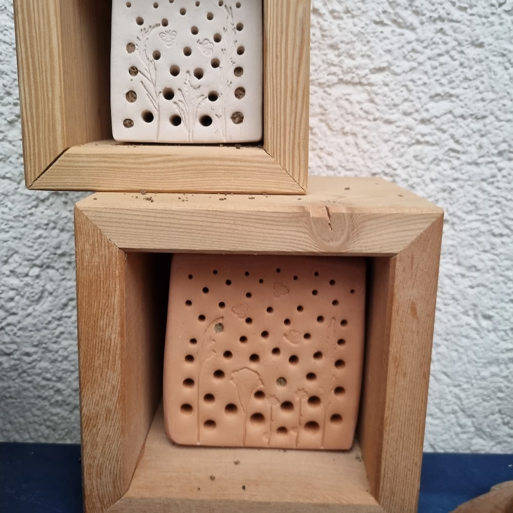 Bienensteine L mit Lärchenholzrahmen