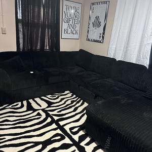 Aamiyah added a photo of their purchase