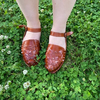 mexican huaraches for wide feet