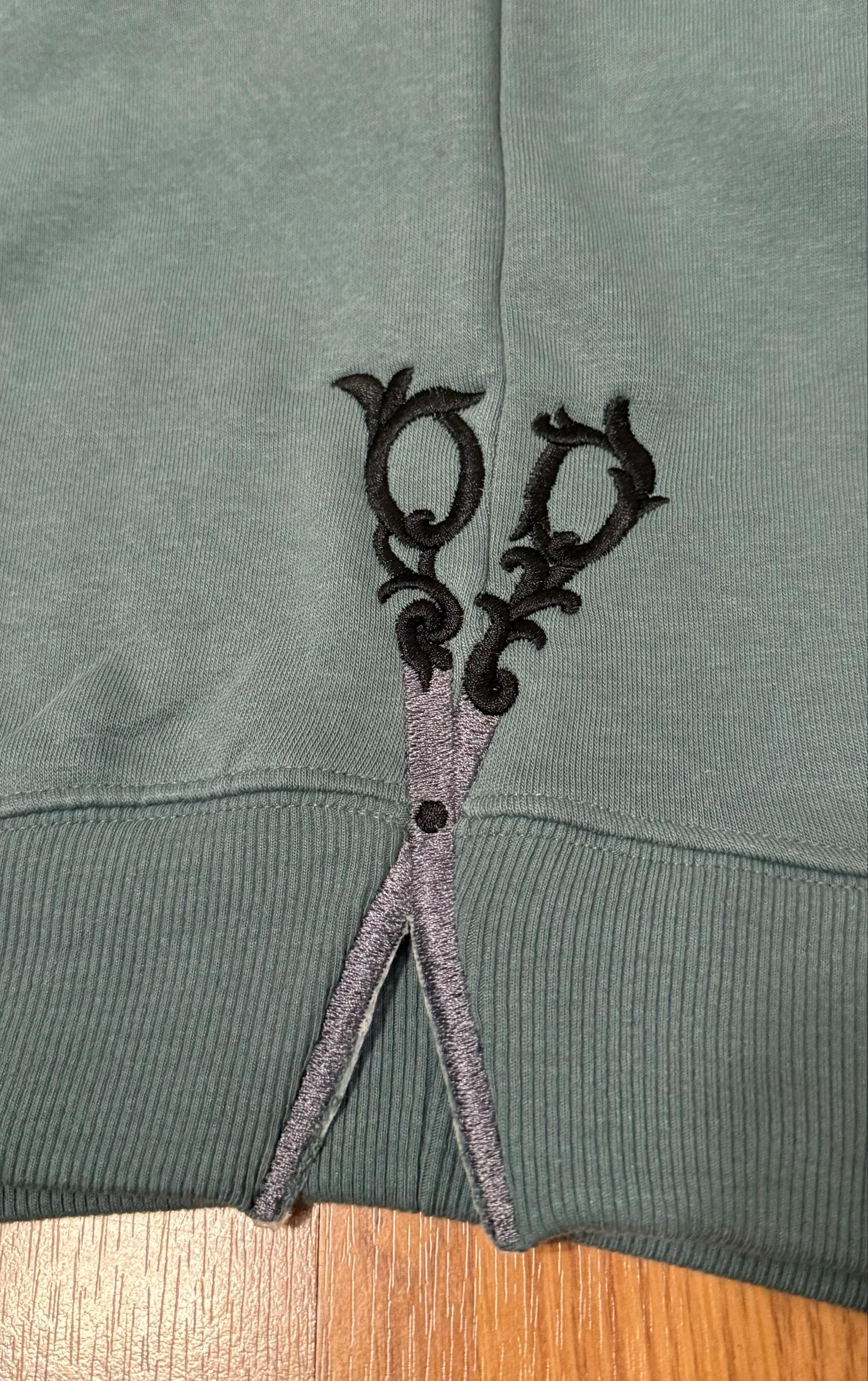 Customer project using Scissors Stylist Hairdresser Sewist ITH embroidery design