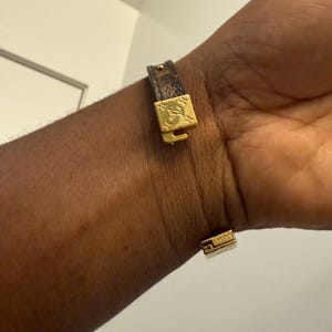 Lassina added a photo of their purchase