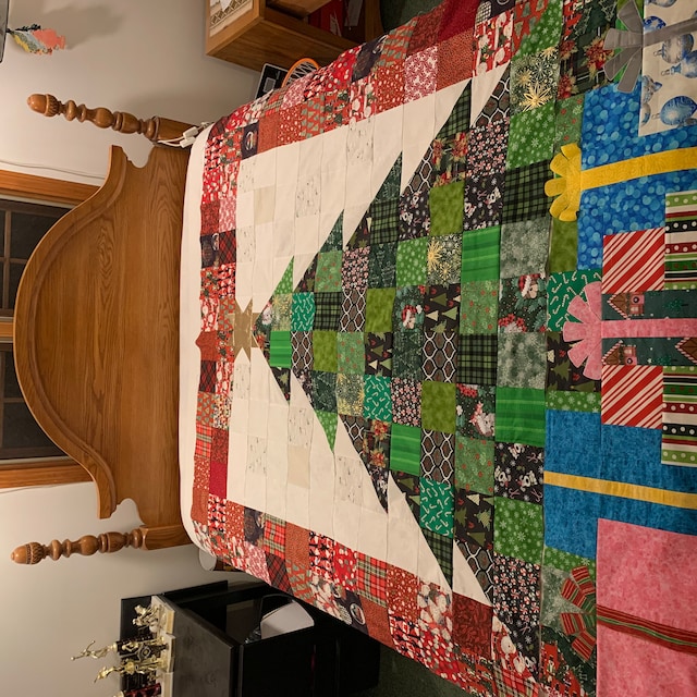 Quilted Christmas Tree Quilt UK