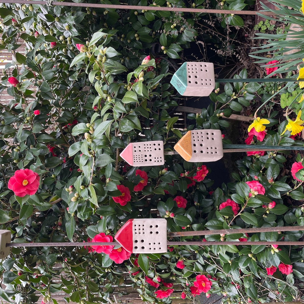 3er Bienensteine im Lärchenholzrahmen