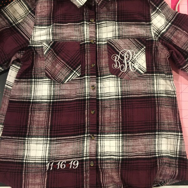 Scripty Monogram Font Embroidery File - 26 Letters -2 Sizes 2.75" & 1. ...