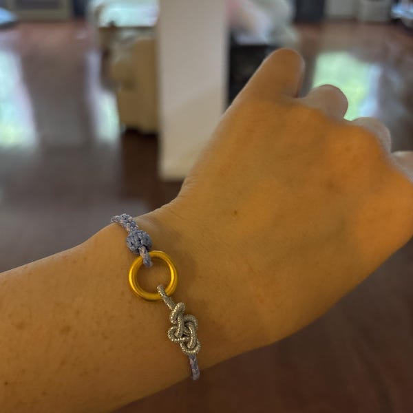 Red String Bracelet, Chinese Knot Bracelet, Gold Plated Circle Peace ...