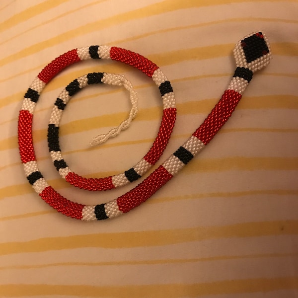 Native American Indian Bead Necklace Ethnic Thin Rope Green Boho Bead ...