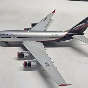 Handcrafted Ilyushin Il-96-300 Model Airplane: 1/200 Scale - Etsy