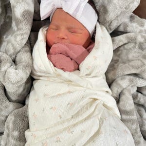 Alejandra added a photo of their purchase