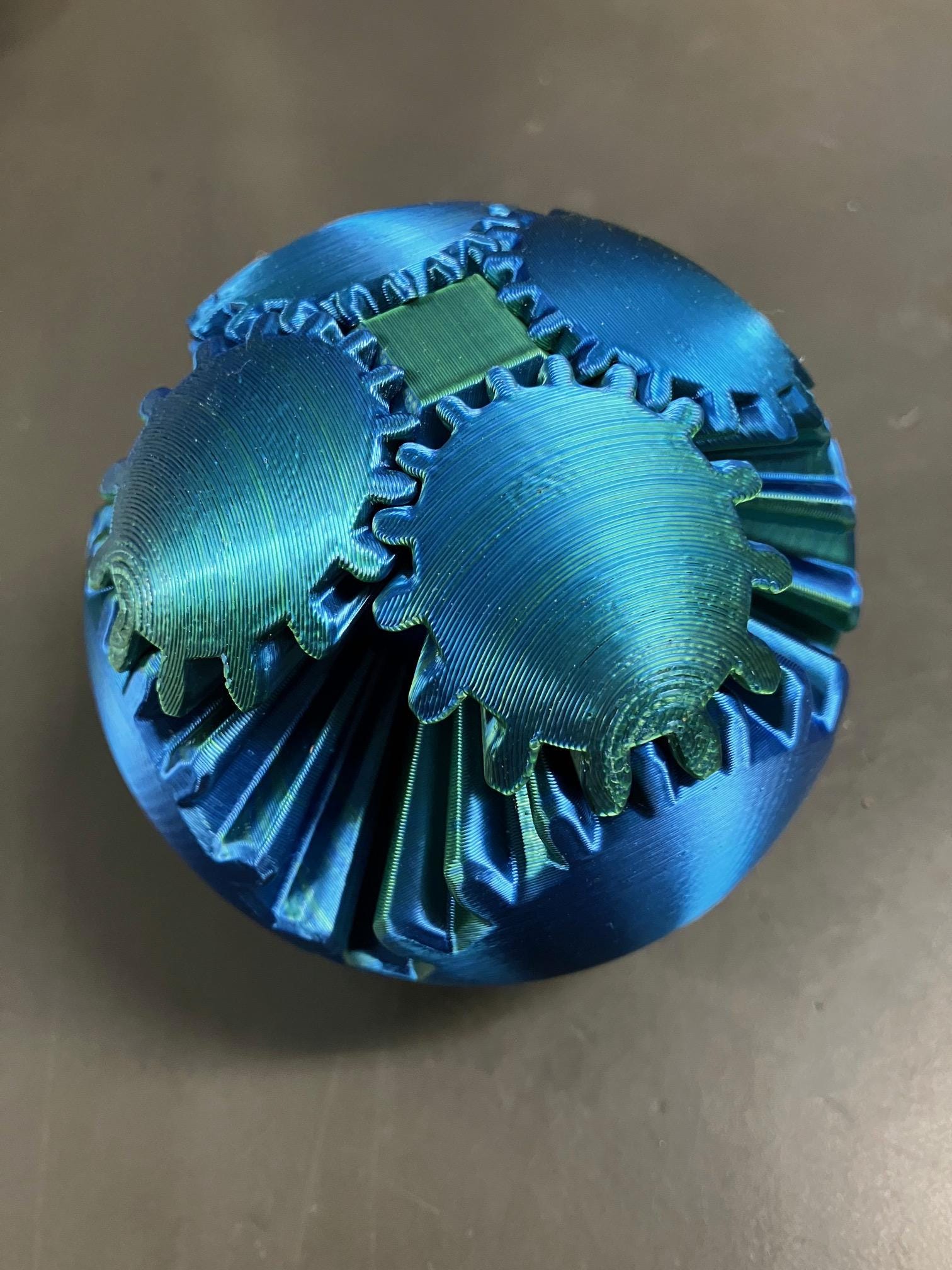3D Printed Gear Ball Sphere Fidget-Transformable Stress Relief Toy, Colorful Gradient, Birthday Cool Gift for Dad Kids boy girl Ruvenbal