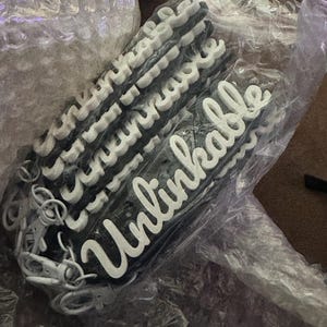 Bulk 5/10/20 Custom Personalized 3D Printed Name Keychains Keyring Backpack Bottle Lunch Box Tag Birthday Party Pavor Team Gifts Wholesale