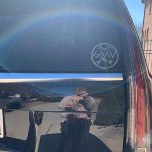 Dihanna added a photo of their purchase