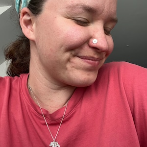 Ashleigh added a photo of their purchase
