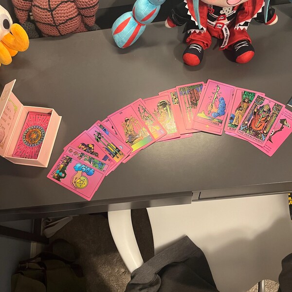 Fournier Luxury Tarot Karten | 78 Blatt Waschbar Laminiert | Mit Spielanleitung | Roter Rücken