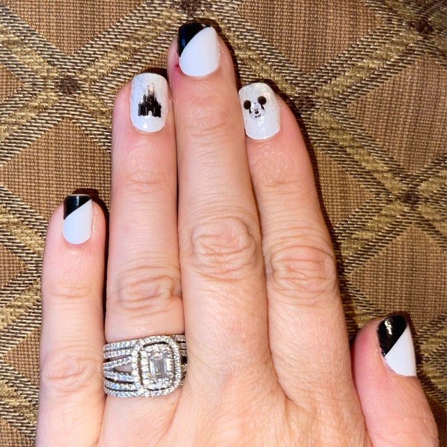 16 Cute Disney Nails for Your Vacation in 2023 – DND Polish