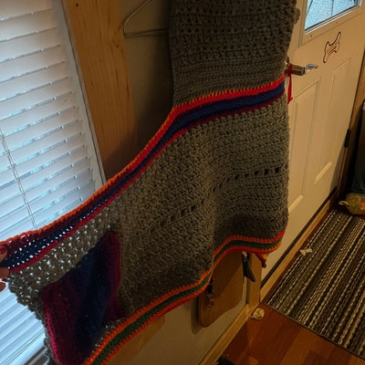 wickedly hooded pocket shawl