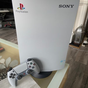 The Morning After: A PS1-themed PlayStation 5