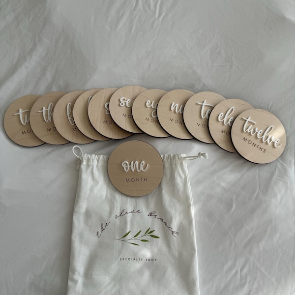 Wooden Baby Announcement Sign - Heart Shaped Hello World Plaque For Newborn Photos