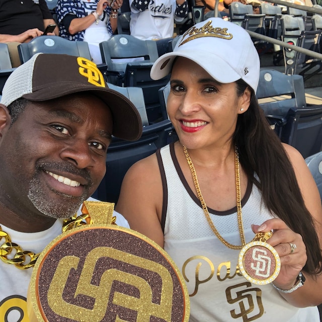 Padres Swag Spinner Chain Logo Miami Cuban Link Swag Bling San 