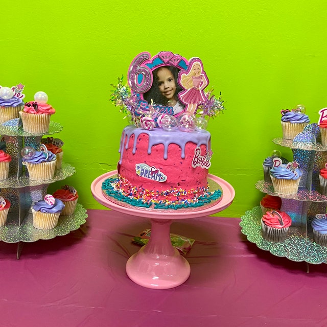 Finally a Barbie themed cake. . . @barbie Toppers: @cricutyummies  @chocolateyummies