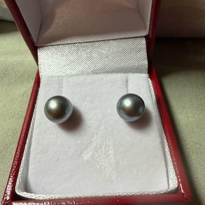 Oanh added a photo of their purchase