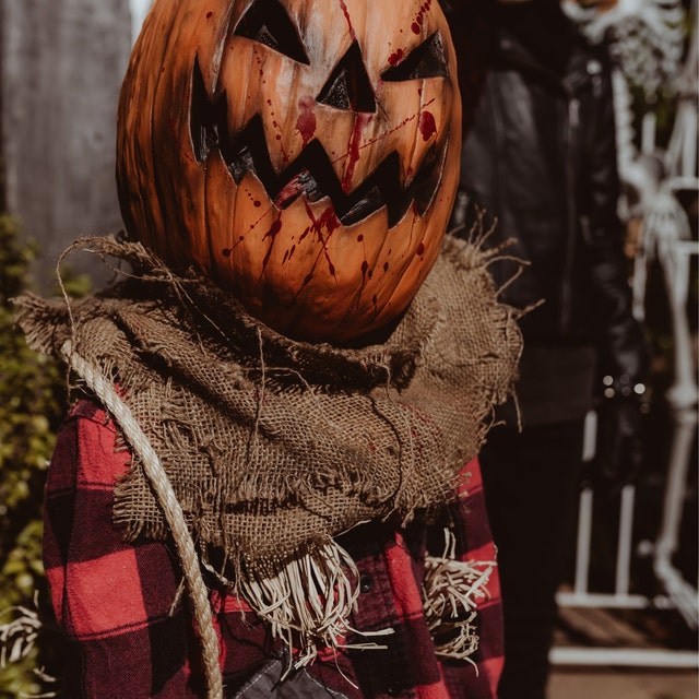 SF・ファンタジー・ホラー KAGEMARU DESIGNS Pumpkin Scarecrow 55 x 66 3/4 Animated Standing Evil Pumpkin Scarecrow