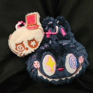 Tanis added a photo of their purchase