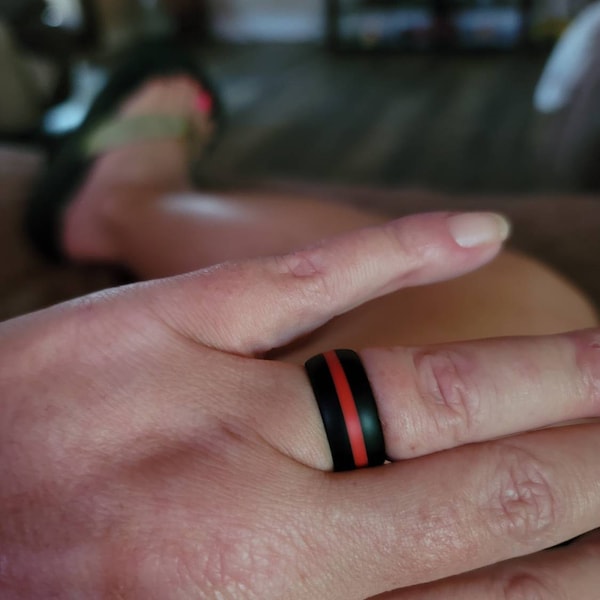 Medical Grade Silicone Wedding Ring Men Sport Rubber Band Ring Gift