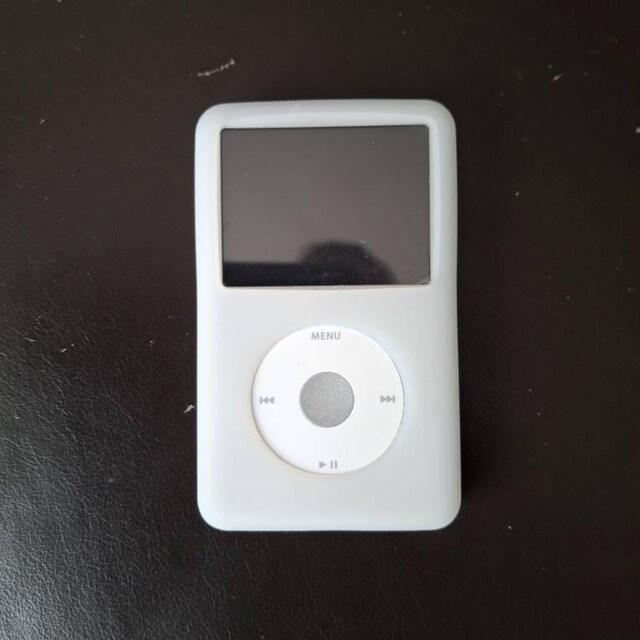 Apple iPod Classic - 第 7/6 世代、シルバー (3000 mAh バッテリー
