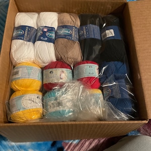 Hortencia added a photo of their purchase