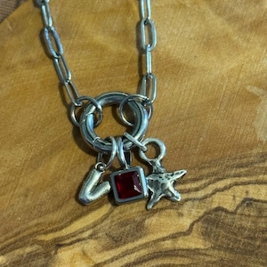 Victoria added a photo of their purchase