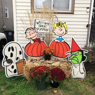 Merry Christmas Yard Sign / Linus and Sally Brown / Peanuts Yard Sign ...