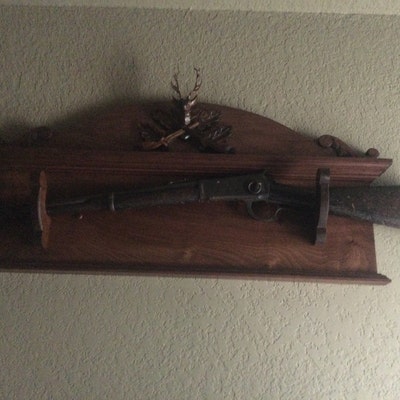 Rustic Wooden Gun Rack Stand Presentation Table Display Rifle Shotgun ...