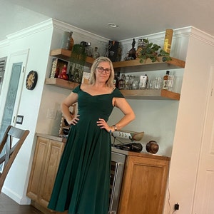 emma stone la la land green dress Georgia Square Neckline Midi Dress Forest Green– Selfie Leslie