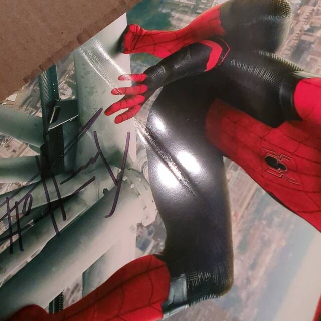 トム・ホランドの直筆サイン入りスパイダーマン 8x10 写真 - Etsy 日本