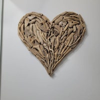 Driftwood & Decor Venice Shark Tooth Heart Top