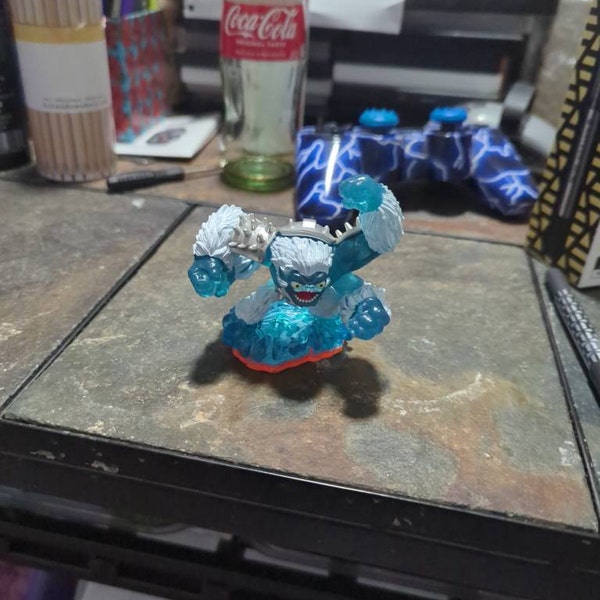 Lightcore Countdown Skylanders Swap Force Fire Element Game Play Figure ...