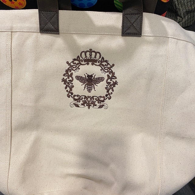 Elevate Style with French Coquette 2 Machine Embroidery Design on Bag -  Embroidered bag - Machine embroidery community