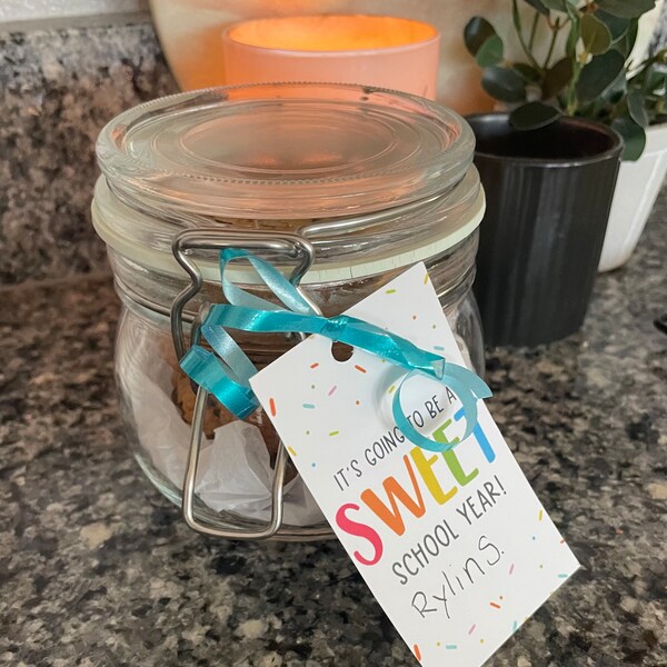 Printable It's Going to Be a Sweet School Year Gift Tag, First Day of ...