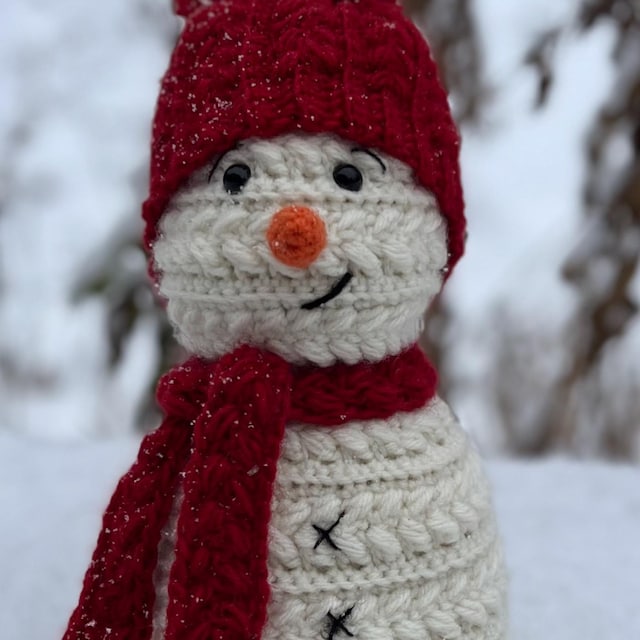 A customer's finished Wheat Stitch Snowman Crochet Pattern