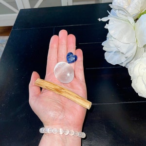 Reiki Infused Selenite Energy Bracelet - 7 Inch 8mm Bead Crystal Healing Jewelry For Spiritual Awakening