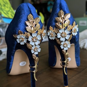 Kelly added a photo of their purchase