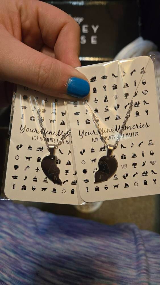 Personalised Best Friends Heart Necklaces Couples Necklaces Custom Engraved Gift For Her Minimalist Bridesmaid Gift Birthday Gift