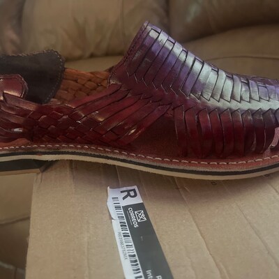 mens huaraches wide width