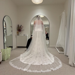 Soukayna added a photo of their purchase