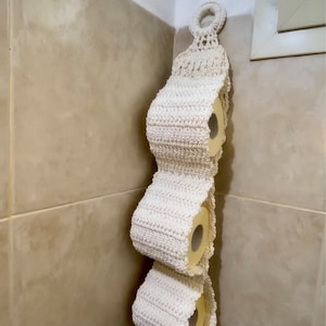 Porta carta igienica a rotoli all'uncinetto, modello da